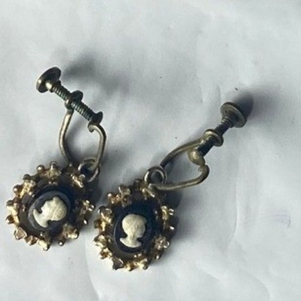 Vintage Antique Gold‎ Tone Dangle Earrings Pearl Accents
